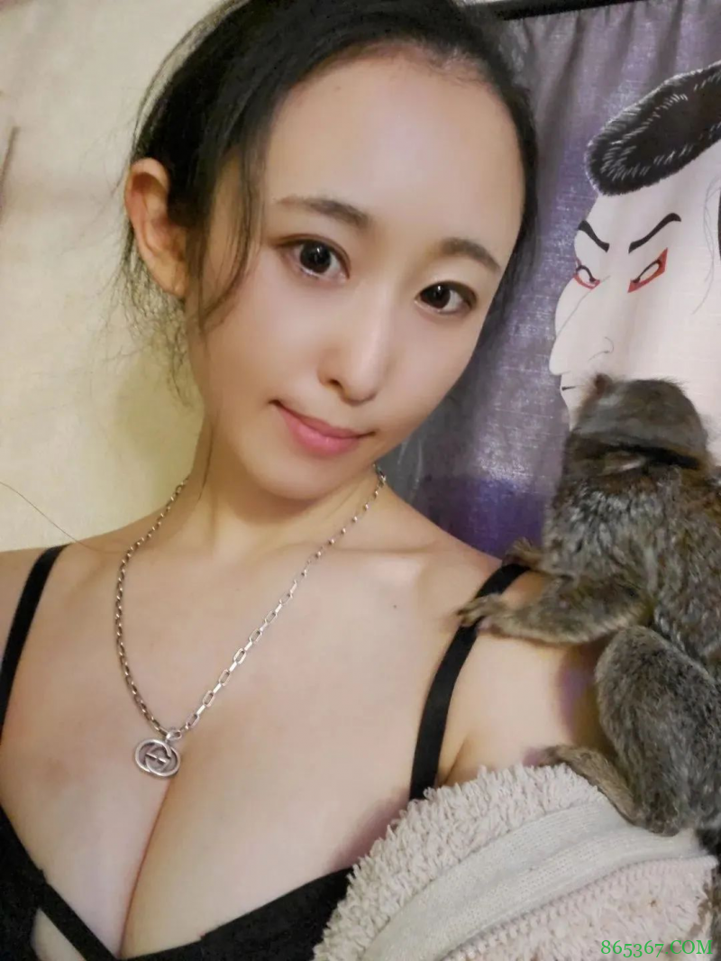 女神森萤爆发强 大波熟女把黑人撩到