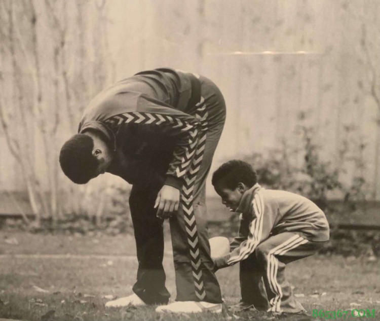 【揭秘】重走你来时的路 塞拉斯教练和父亲之间的传承与羁绊