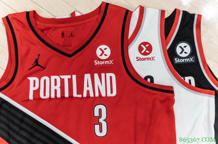 开拓者官方:加密货币公司StormX将成为新任球衣广告商