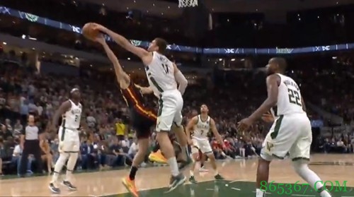 东决G5述评:大洛参与无限换防破解挡拆 五射空间阵解放进攻