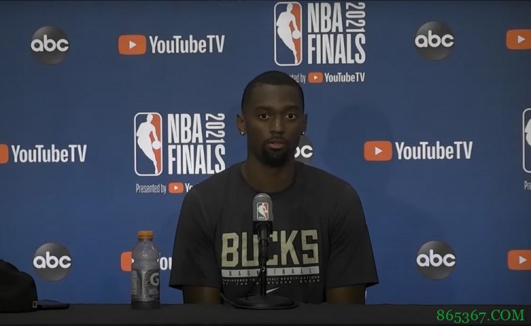 波蒂斯：篮网有世界最好的三个球员 但相信一切都对我们有利