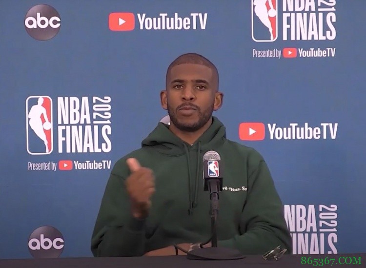 保罗：我昨天看了场曲棍球比赛 他们精准的传球让我震惊