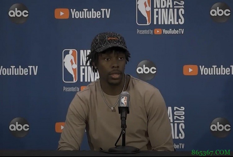 霍勒迪：太阳得到了大量的罚球且罚得很准 我们本可以赢下这场