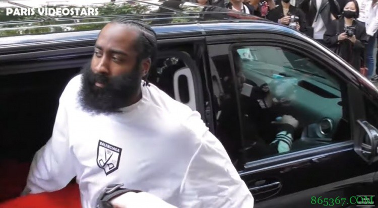 美媒：哈登在法国因同伴车里藏有大麻被警察搜身 最终未被逮捕