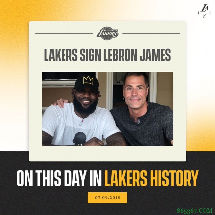 湖人官推晒老詹18年签约照：当国王成为湖人?