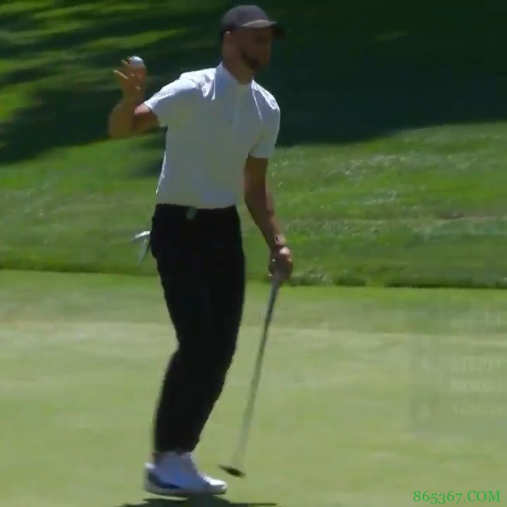 给他装起来了!库里打进小鸟球 纵情抖肩庆祝