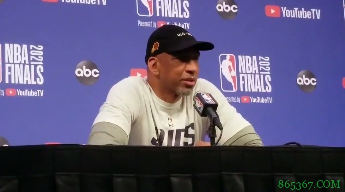 蒙蒂谈罚球言论:那不是抱怨 我只是在念数据而已