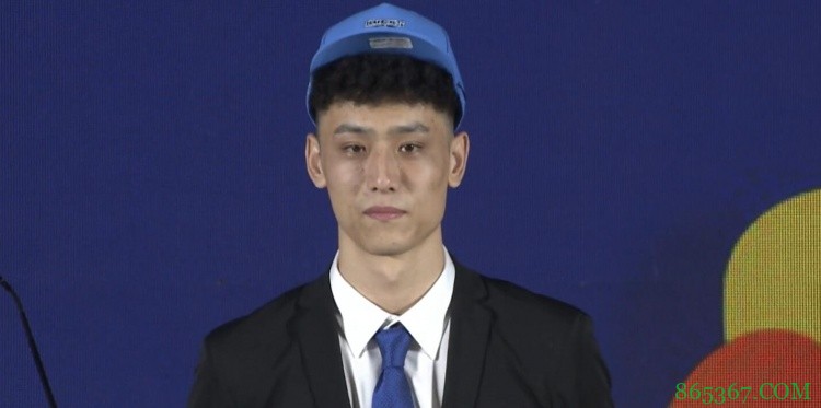 2021年CBA选秀大会：北京首钢用5号签选中栾利程