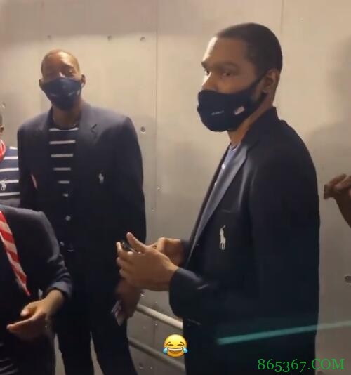 ?提前两个月?美国代表团给KD唱生日歌 后者懵了