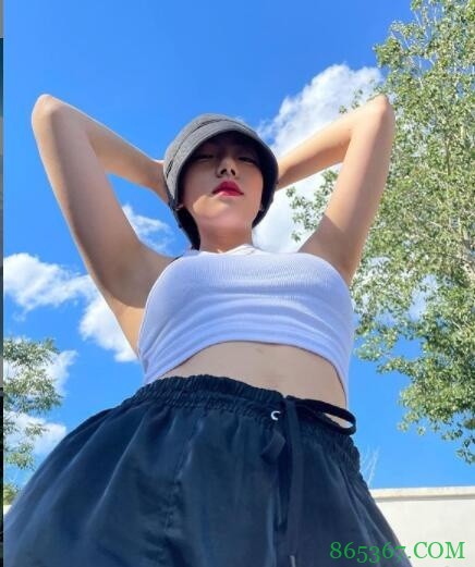 意指曾凡博?阿达娃更新动态:和全天下的渣男说再见