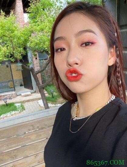 意指曾凡博?阿达娃更新动态:和全天下的渣男说再见