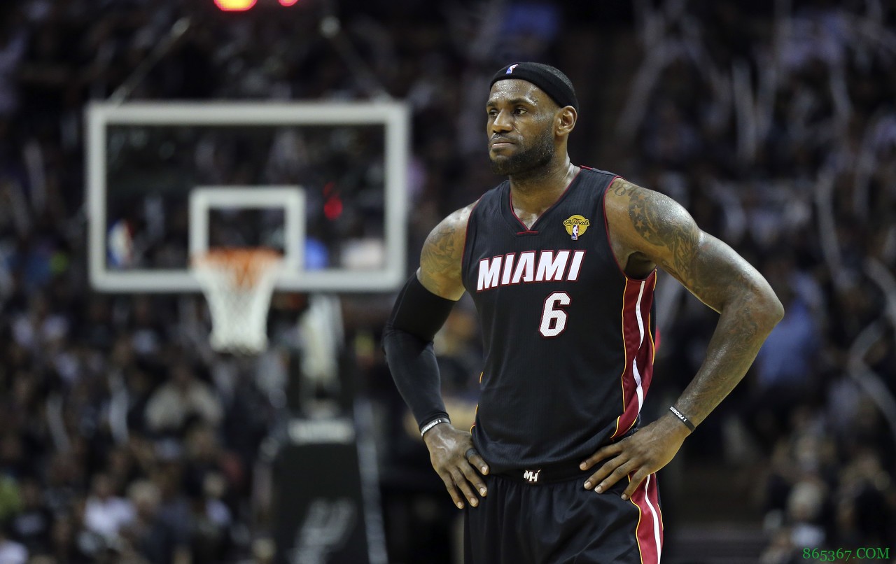 11年前的今天 詹姆斯在直播节目中宣布加盟热火