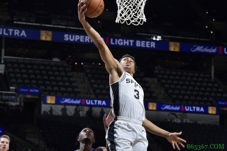 马刺官推：祝贺凯尔登入选美国男篮东京奥运会12人名单