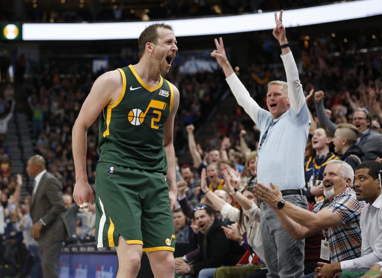 美记：爵士愿意交易费沃斯&博扬&英格尔斯