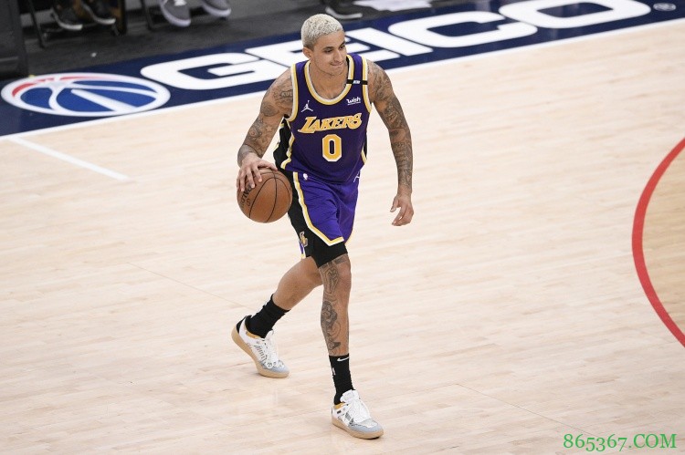 库兹马：相信自己能场均25分 在不稳定角色里很难打出稳定表现