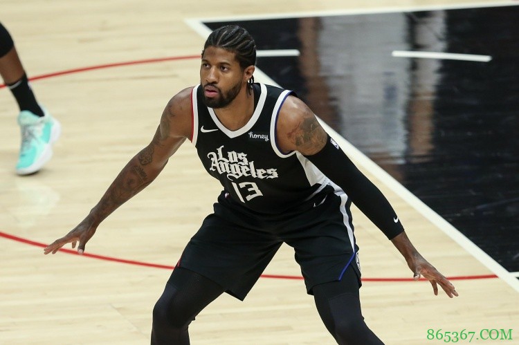 乔治:并不是想向谁证明什么 只是想成为球队领袖