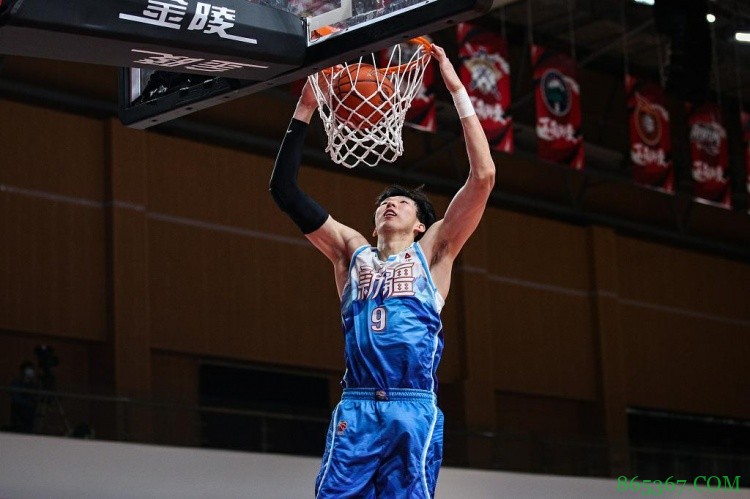 睢冉：CBA的业余程度令我震惊失望 周琦和新疆队的纠纷仍未解决