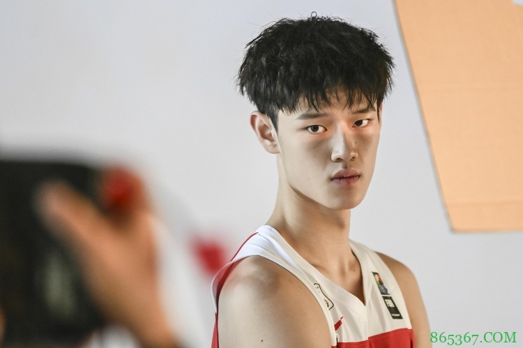 媒体人：接受俱乐部工资不是加盟NCAA的障碍 一纸澄清信就能解决