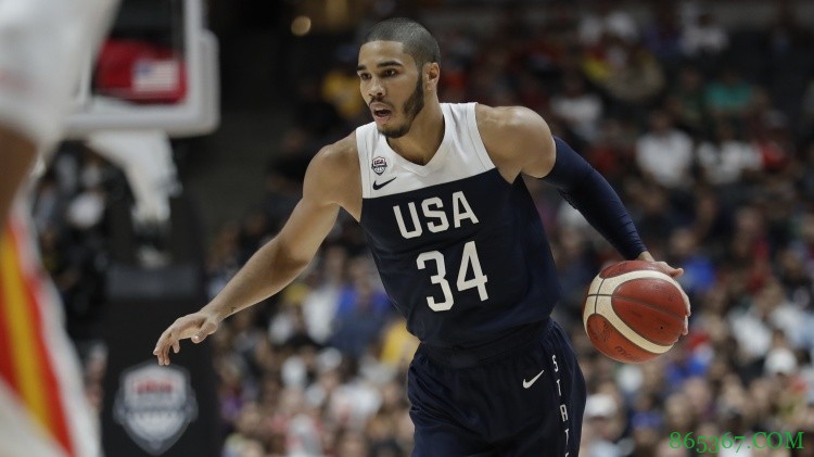 Haynes：獭兔&比尔等球员老是盯着裁判 球星们已习惯NBA的明星哨