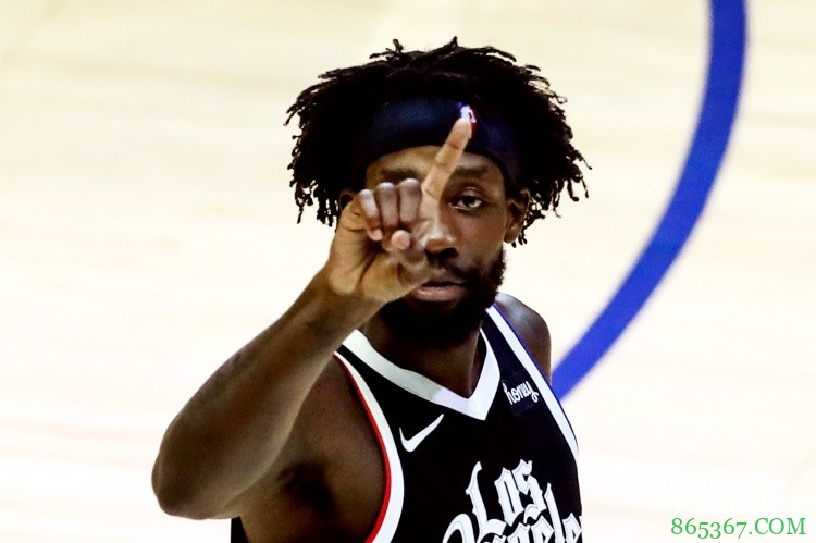 名记:贝弗利愿意与快船进行有关提前续约的讨论