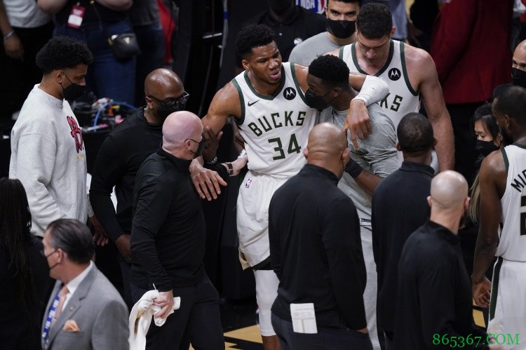 名记：字母哥左膝过度伸展但无结构性损伤