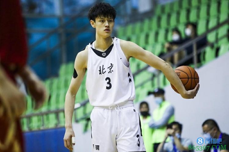 贾磊：中国篮协恐拒绝为曾凡博注册参加全国U19青年联赛
