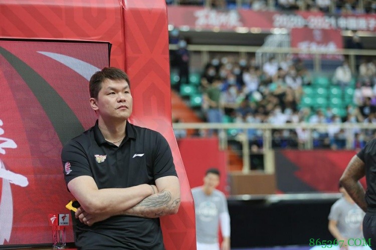 朱芳雨:支持运动员去做网红 但要先把球打好