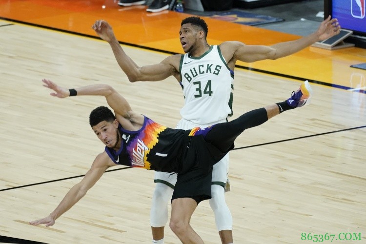 【夜谈会】来一波总决赛大比分预测吧