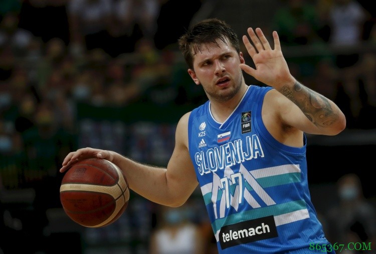 So easy！东契奇奥运首战已轰48分 NBA生涯最高46分