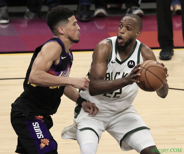 总决赛G2述评：破解了挡拆却被射穿？两个底角愿赌服输