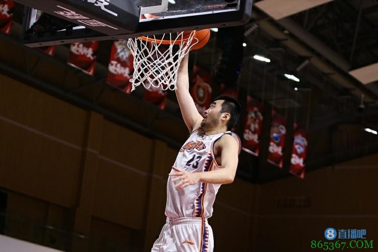 官宣在即？媒体人：张兆旭将代表天津男篮出战热身赛