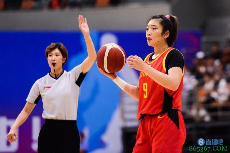 热身赛-中国女篮不敌浙江男篮青年队 韩旭20分7篮板