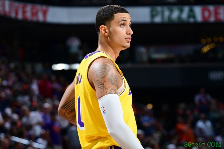 B/R记者：湖人仍在继续衡量库兹马的交易价值