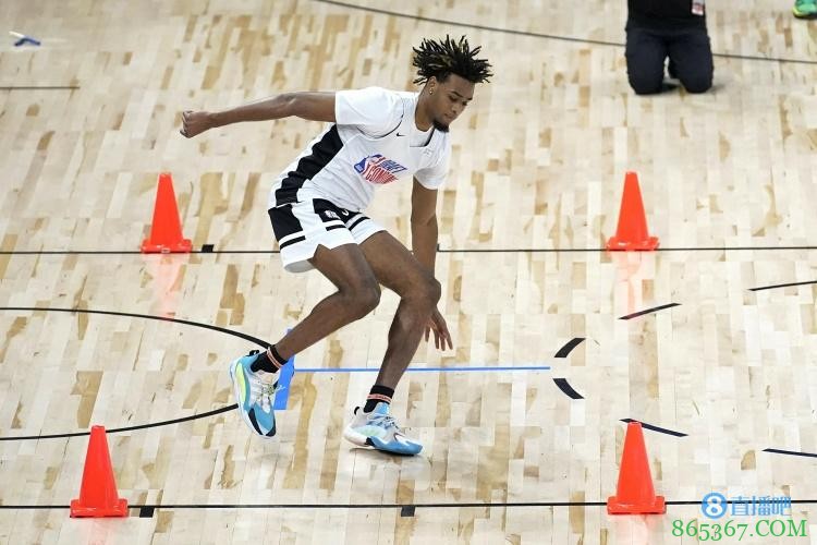 【新秀巡礼】格雷格-布朗：天赋炸裂 防守全能 进攻偏科