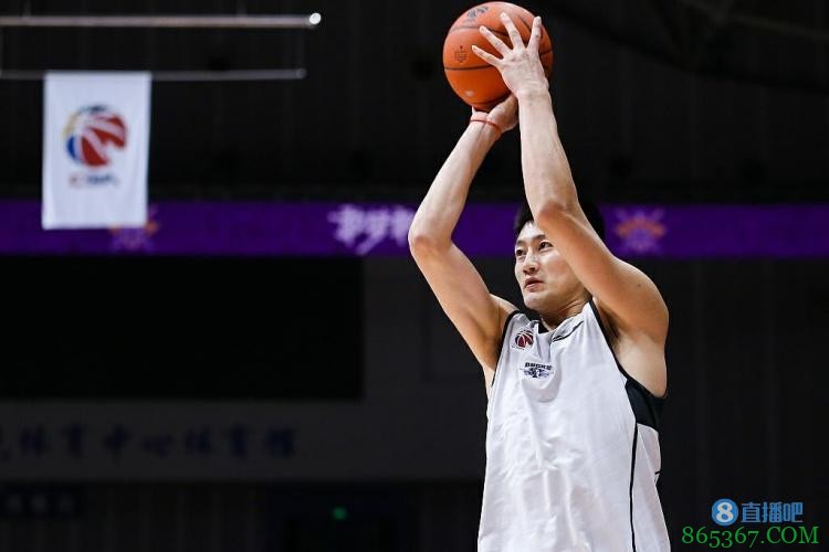 CBA官网更新自由球员名单：段江鹏、张祖铭等9人在列