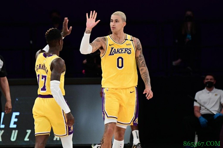 Stein:目前湖人专注于得到一位控球手