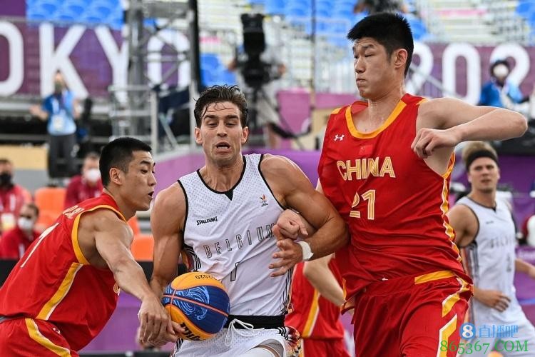 不容易！中国男子篮球队时隔13年后首次在奥运会上获得胜利