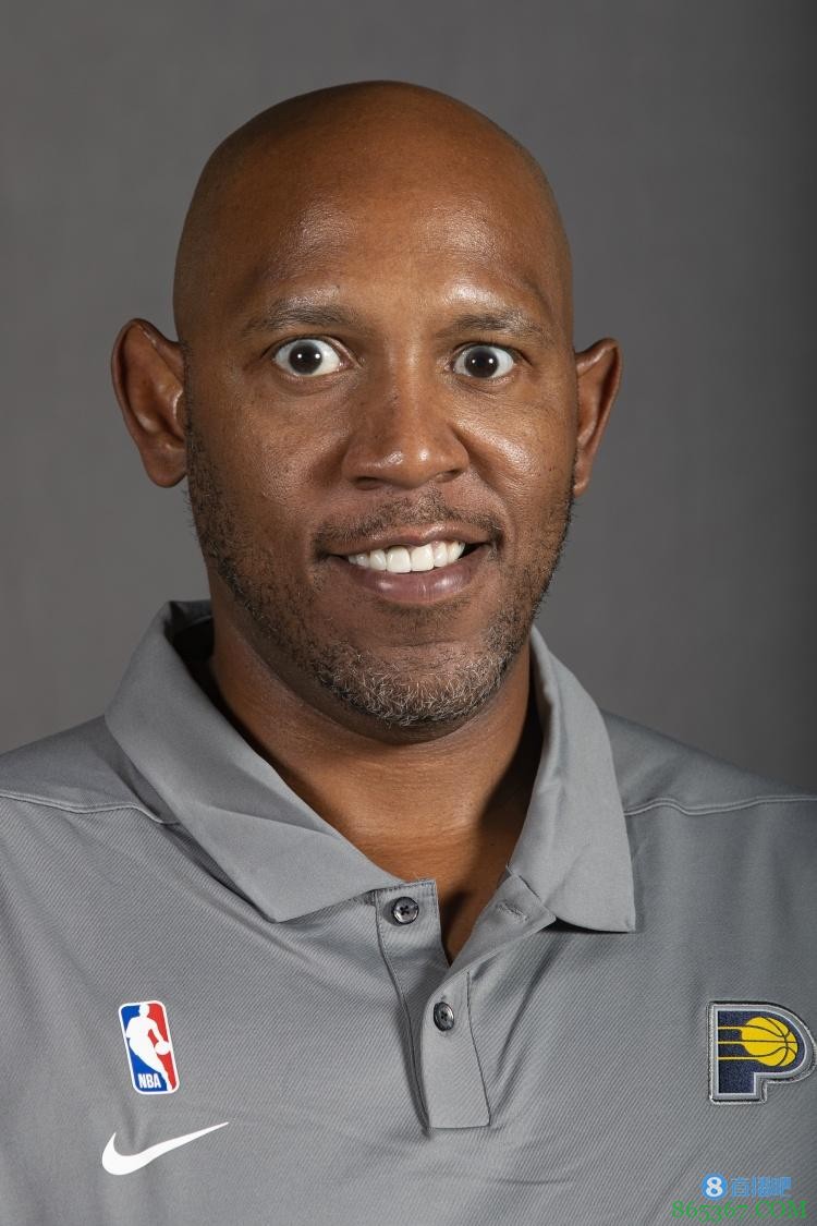 Stein:76人助教波佩耶-琼斯成为加入马龙教练组有力人选