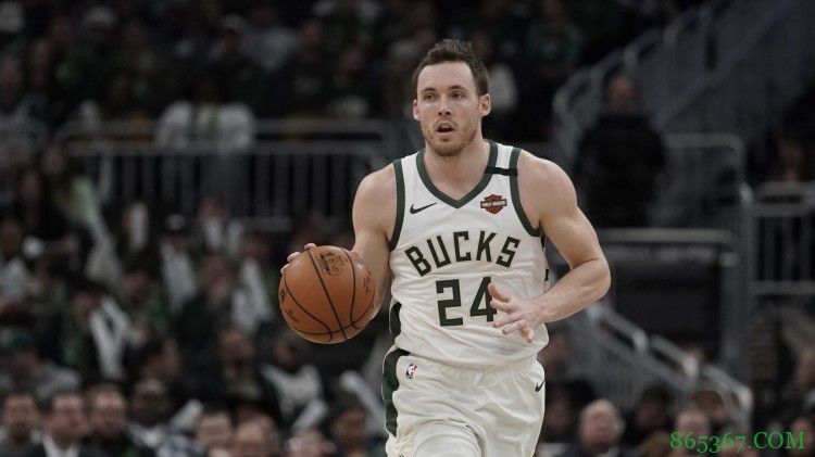 康诺顿：球迷会为球员增加肾上腺素 为比赛添加一些刺激的元素