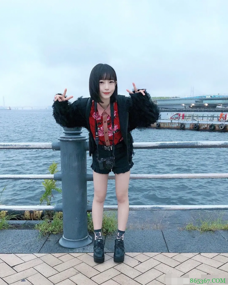 白坂有以FLNS-338 无微不至照顾客人令人瞬间心动