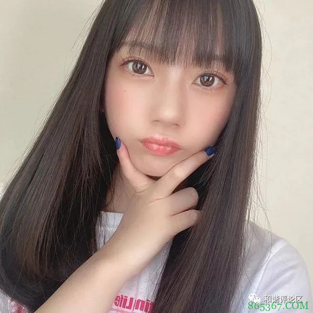 爱须心亚18岁出道 可爱卖萌吸粉成为业界偶像