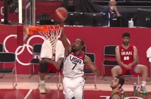 美国VS伊朗述评：跑起来了！小阵容扬长避短 小防大夹击不丢人