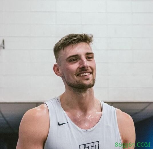 名记：热火和米卡-波特签下一份Exhibit 10合同