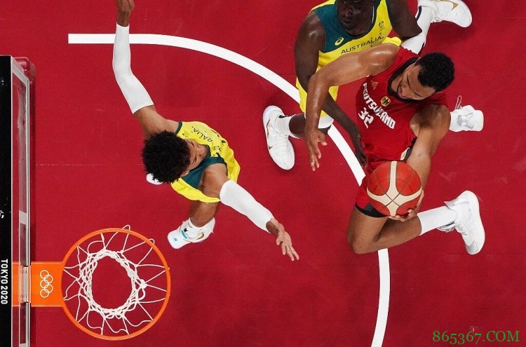 ?米尔斯24+6 兰代尔18分 奥布斯特17分 澳大利亚力克德国