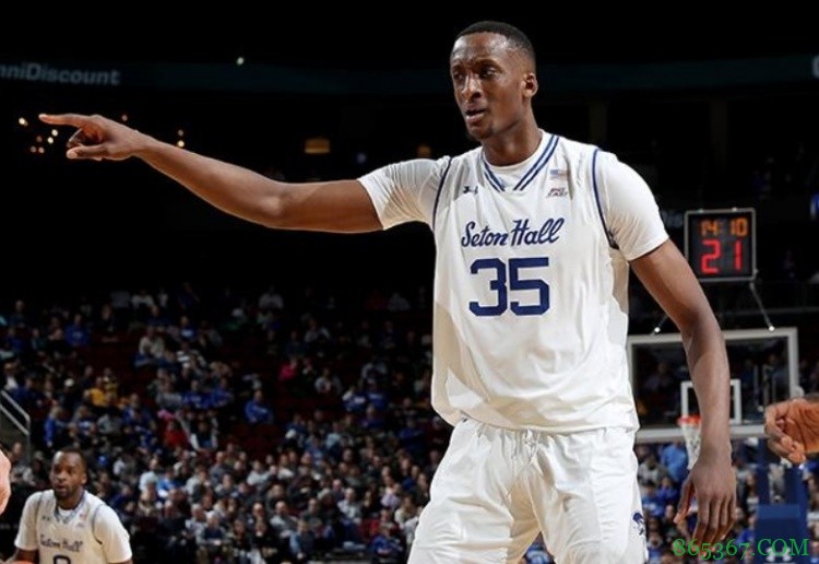 美记：去年落选秀罗马罗-吉尔将为湖人出战夏季联赛