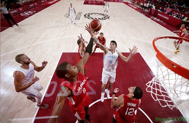 ?斯科拉23+10 坎帕佐17+7+11 渡边雄太17+9 阿根廷大胜日本