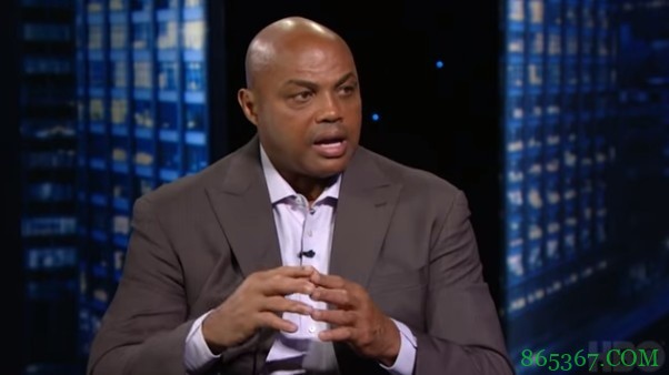 巴克利:我会把乔丹和科比排在詹姆斯之前 因为詹姆斯一直在抱团