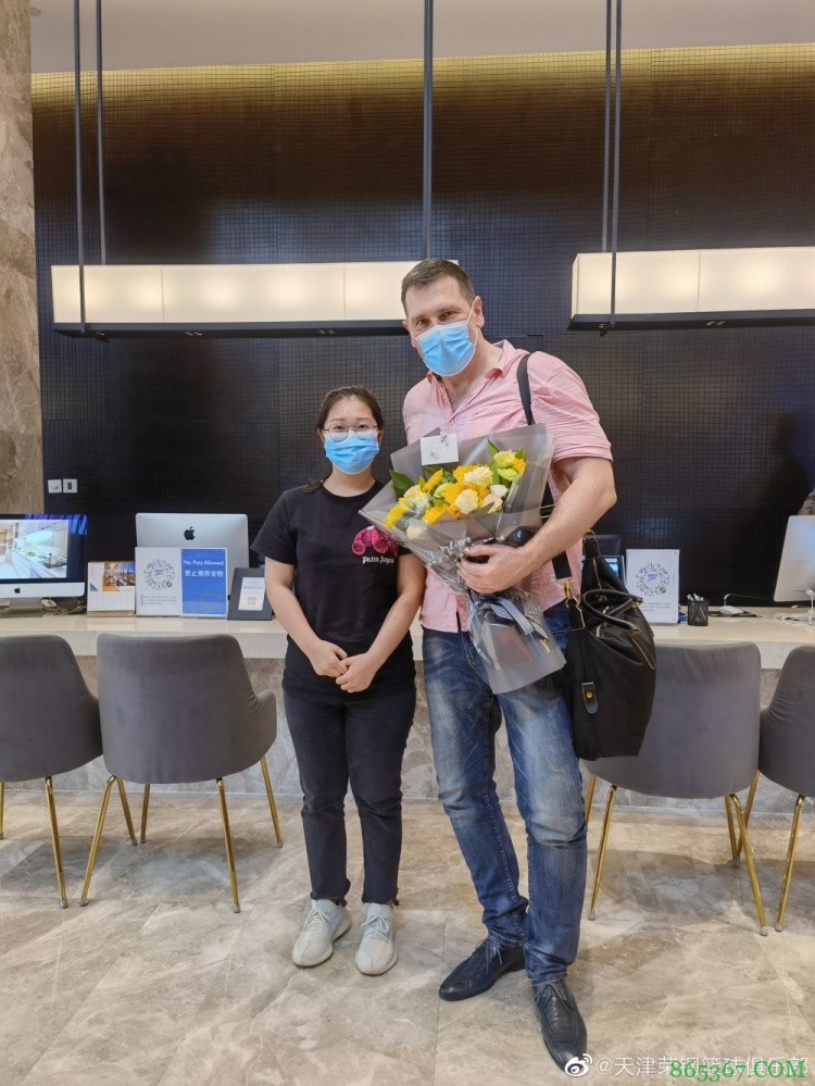 天津男篮:新帅凯撒已抵达天津 将接受为期一周的隔离