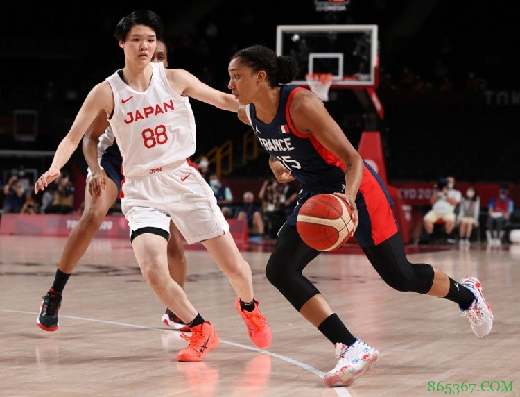 ?町田瑠唯9+18 赤穗17+7 日本女篮轻取法国女篮晋级决赛
