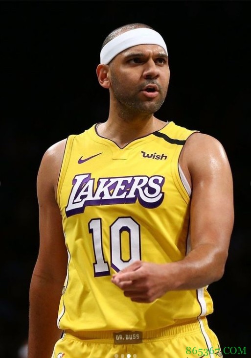 美媒晒湖人球员老年P图!A-史密斯:太失礼!这让我开始支持LBJ!